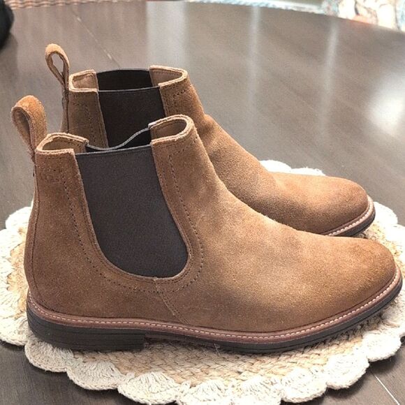 UGG Men's Baldvin Tan Suede Chelsea Boots Size 9.5 - Picture 2 of 11